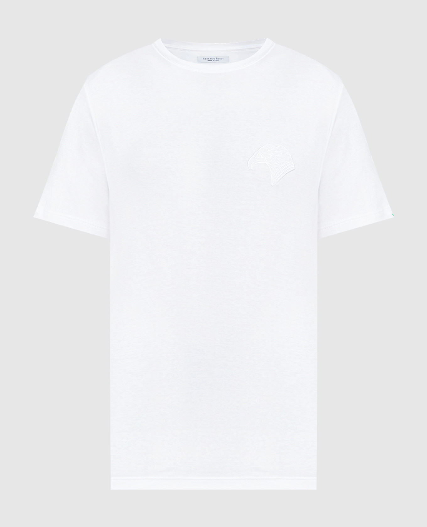 Белая футболка с логотипом