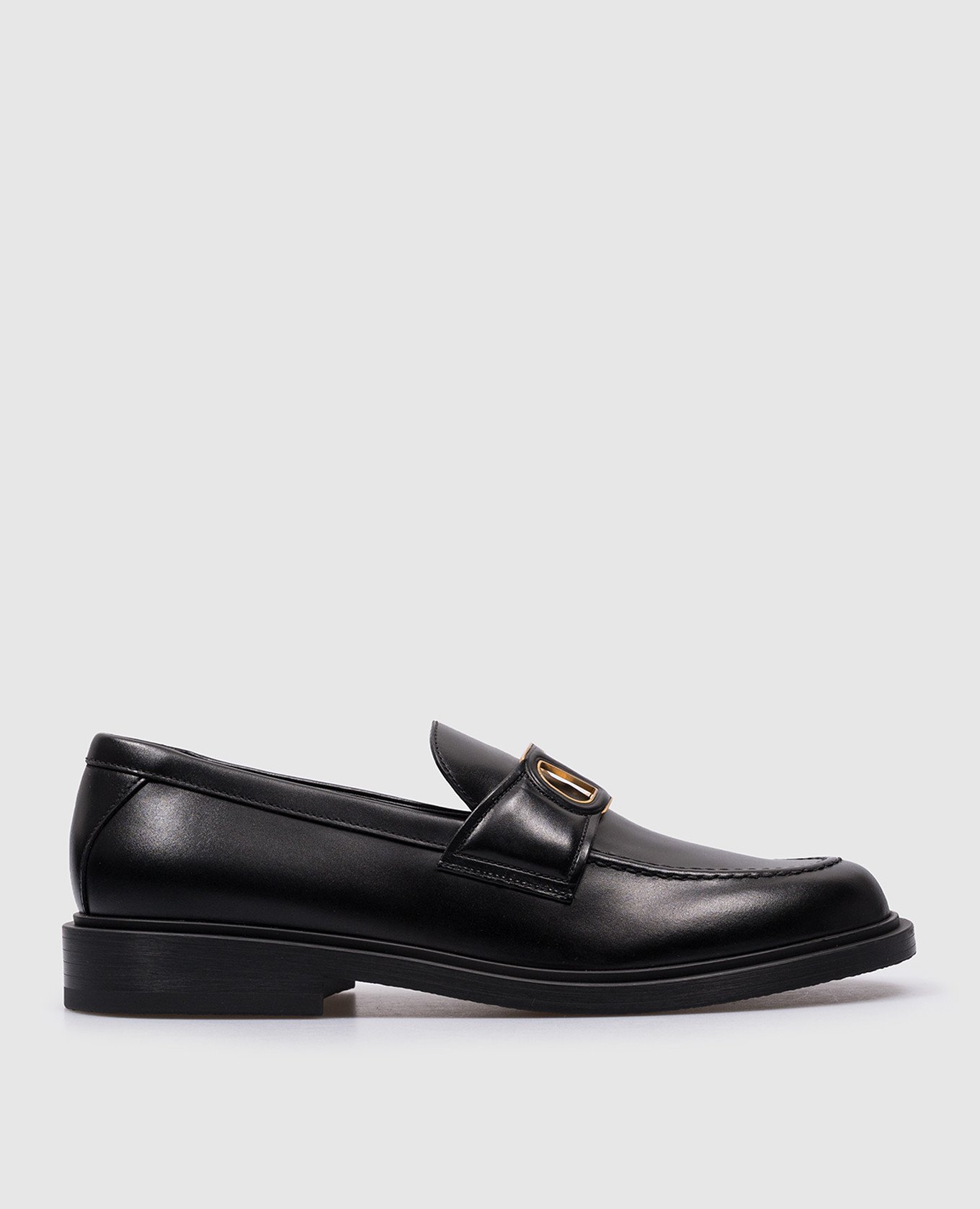 Black leather loafers with VLogo Signature logo