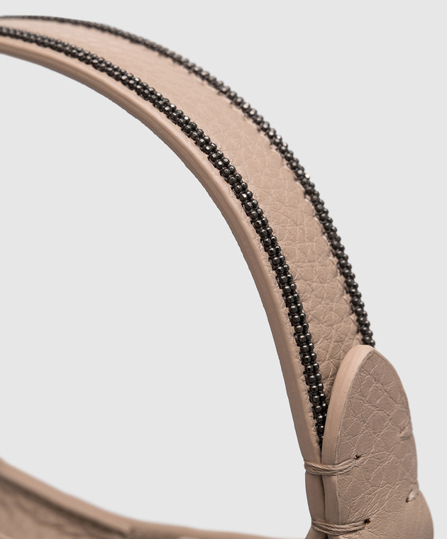 Brunello Cucinelli Бежевая кожаная сумка-мини с цепочкой мониль MBVND2499 изображение 5