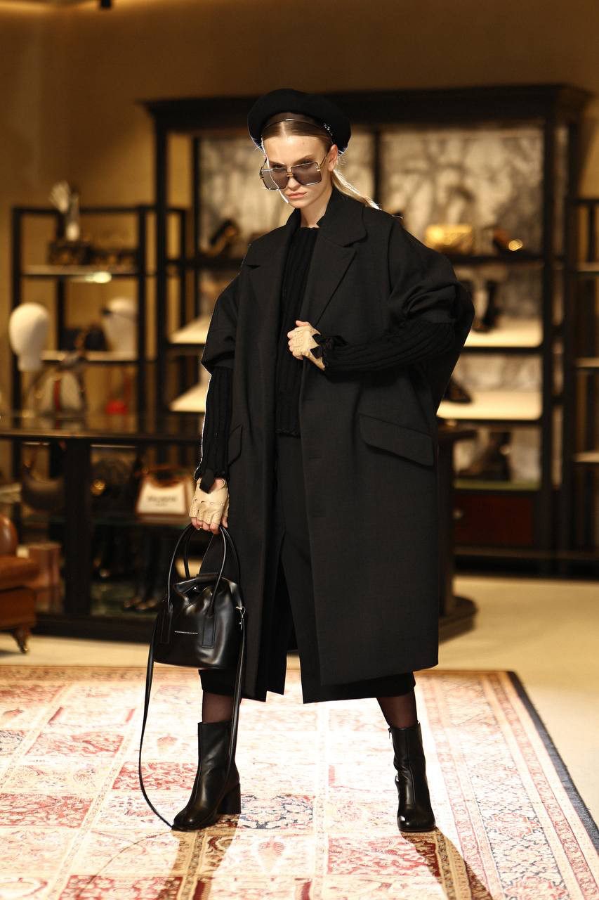 Maison Margiela MM6 Черное пальто S52AA0154S47850 изображение 6