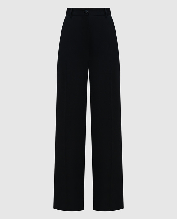 Black pants made of wool