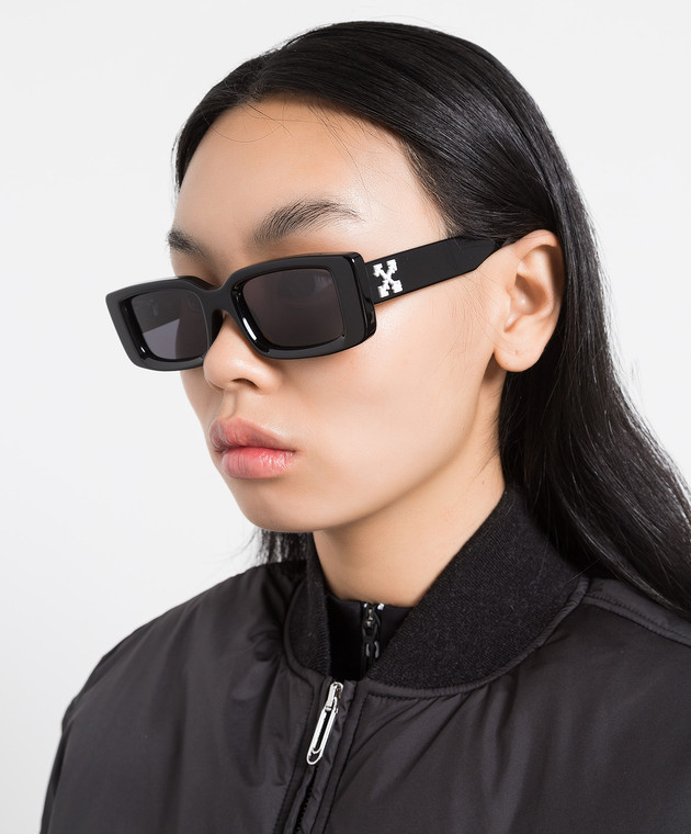 Off-White - Черные очки Arthur с фактурным логотипом OERI016C99PLA001 ...