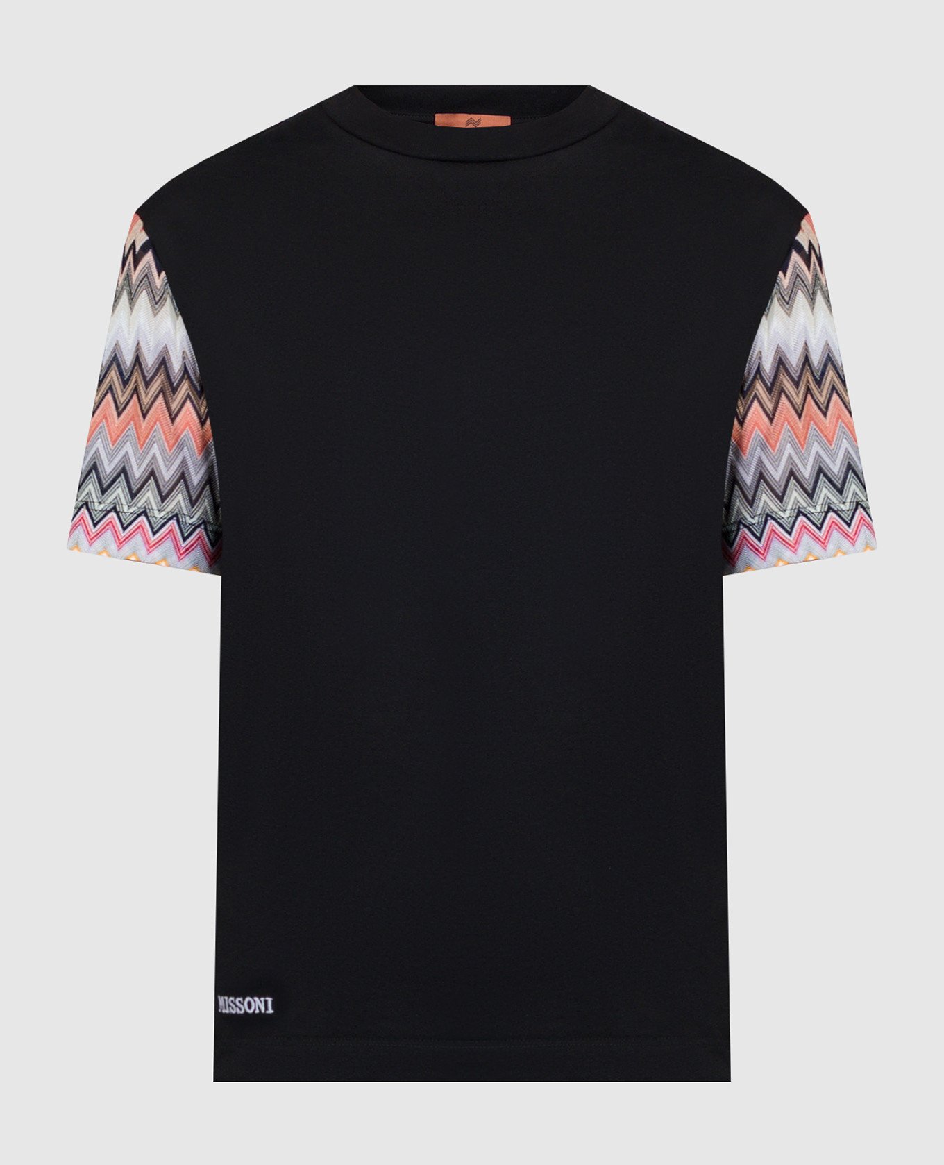 Black t-shirt with a geometric pattern and logo embroidery