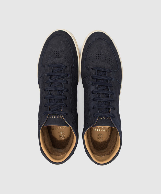 Brunello Cucinelli Темно-синие кожаные сникеры на меху с тиснением логотипа MZUMSMW273 изображение 4