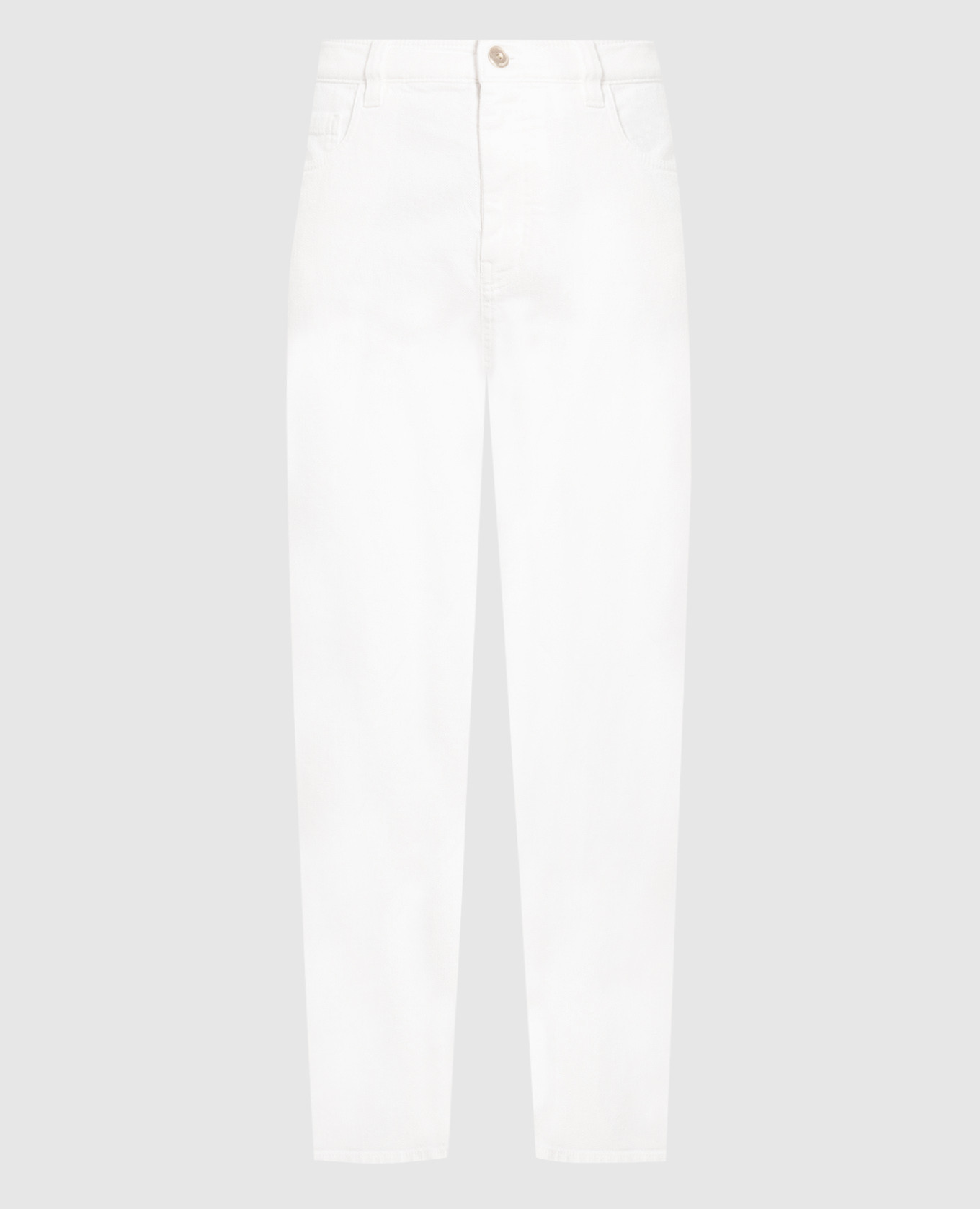 White jeans with monil chain