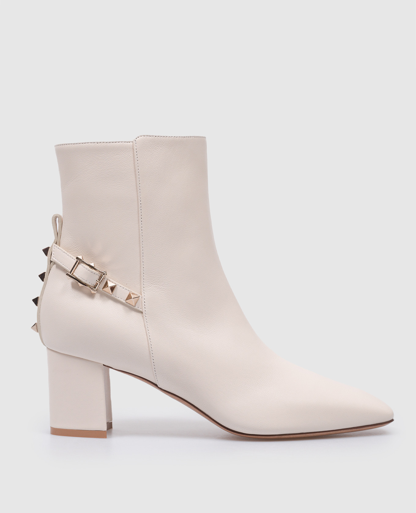 Rockstud beige leather ankle boots