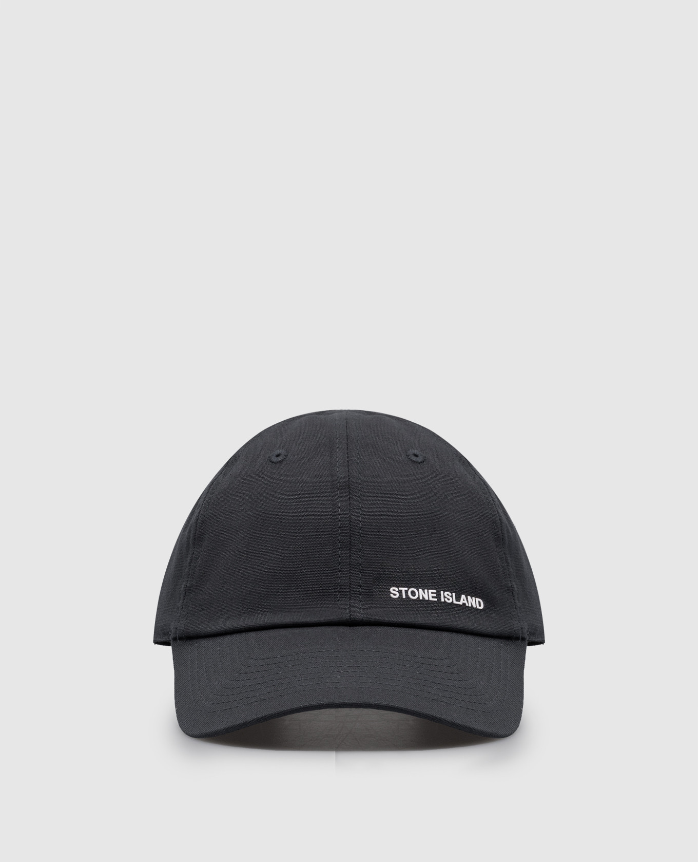 Black cap with contrasting textured logo print