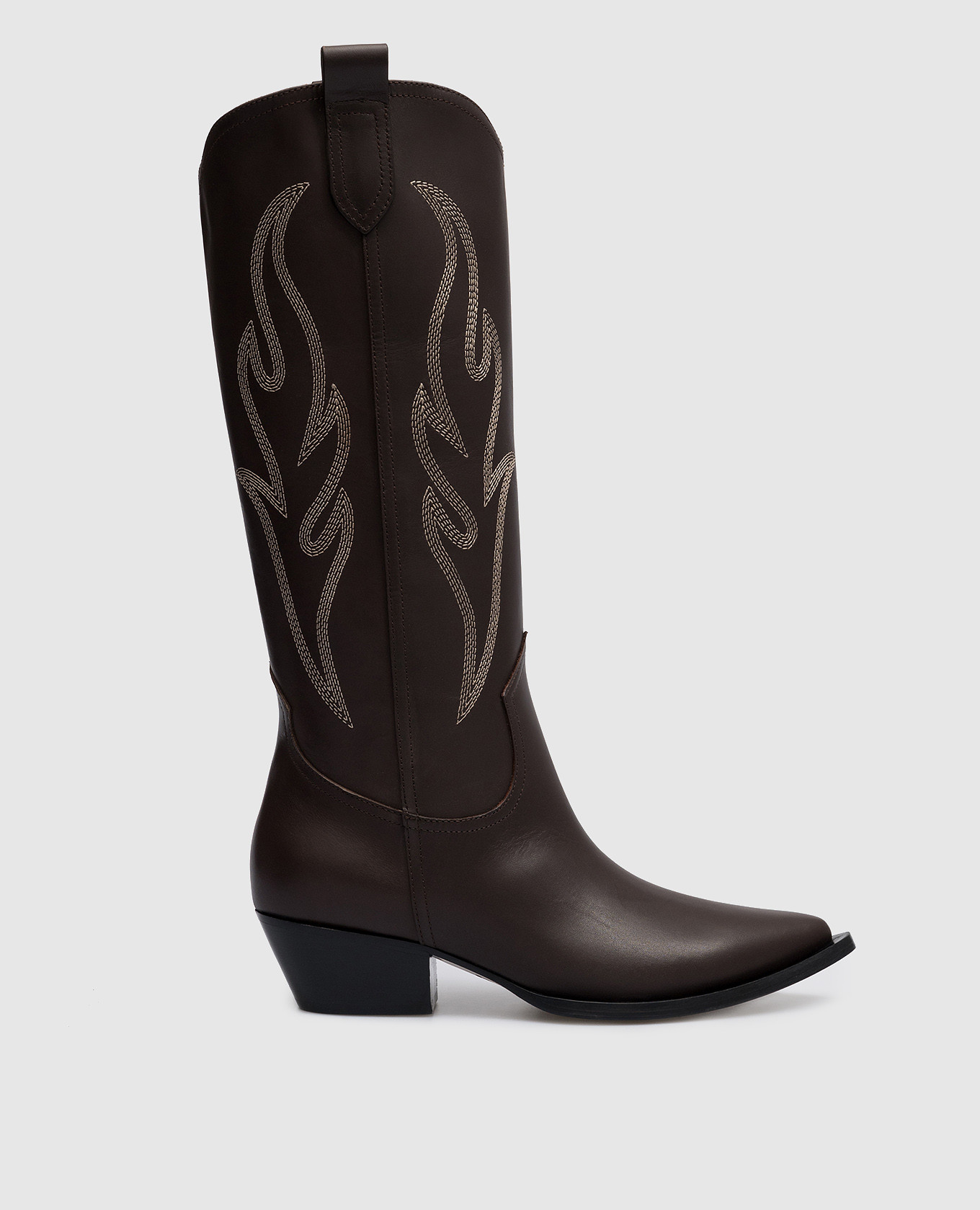 Brown leather Dallas boots with embroidery
