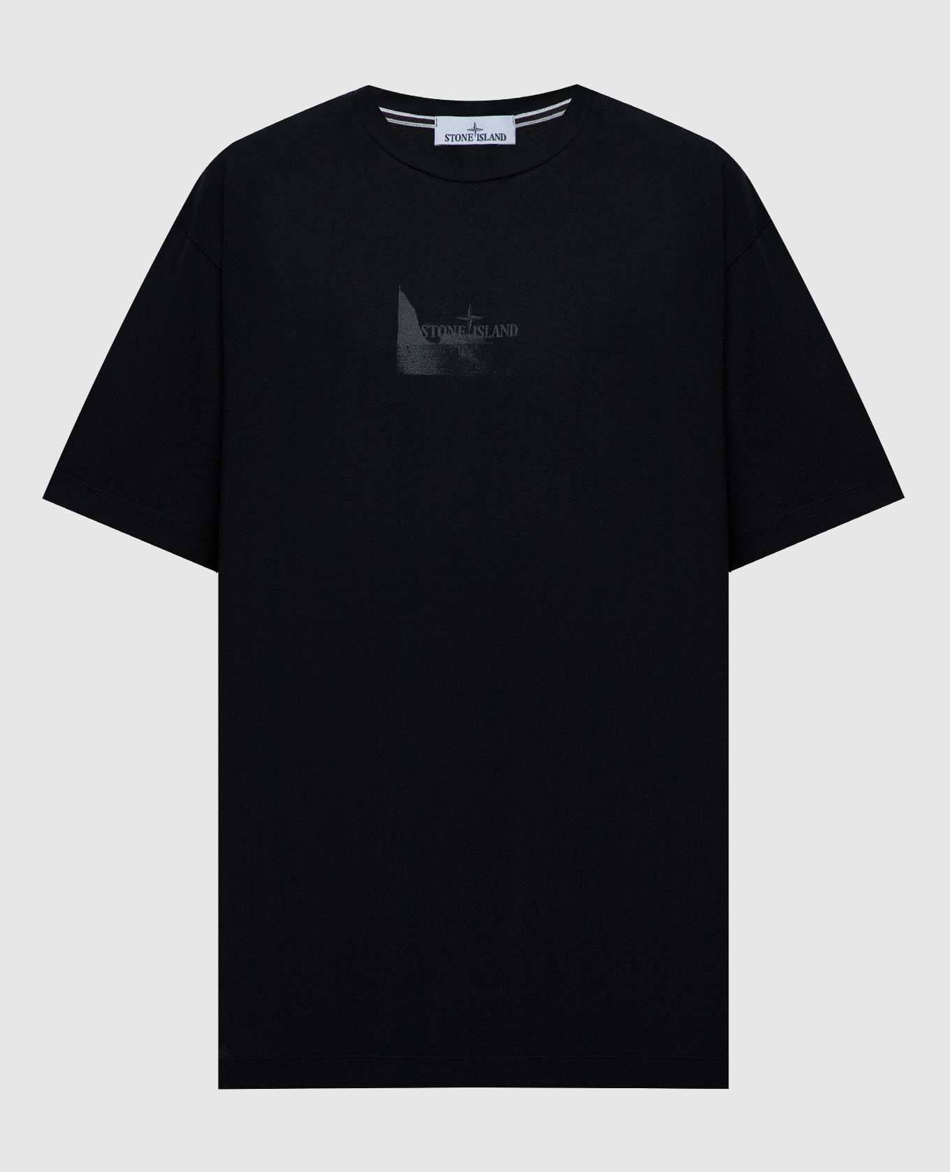 Black t-shirt with logo print