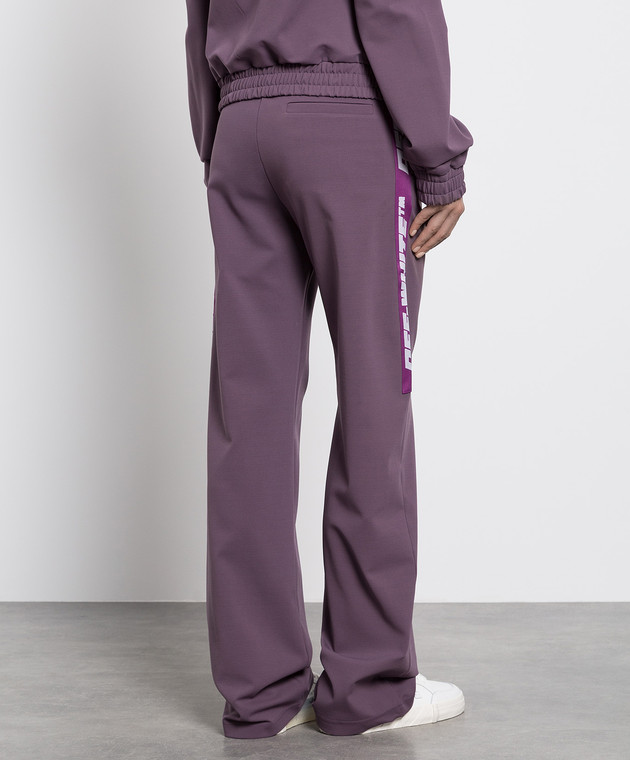 Off-White Фиолетовые спортивные брюки с брендированными лампасами Athl OWVI010F22JER001 изображение 4