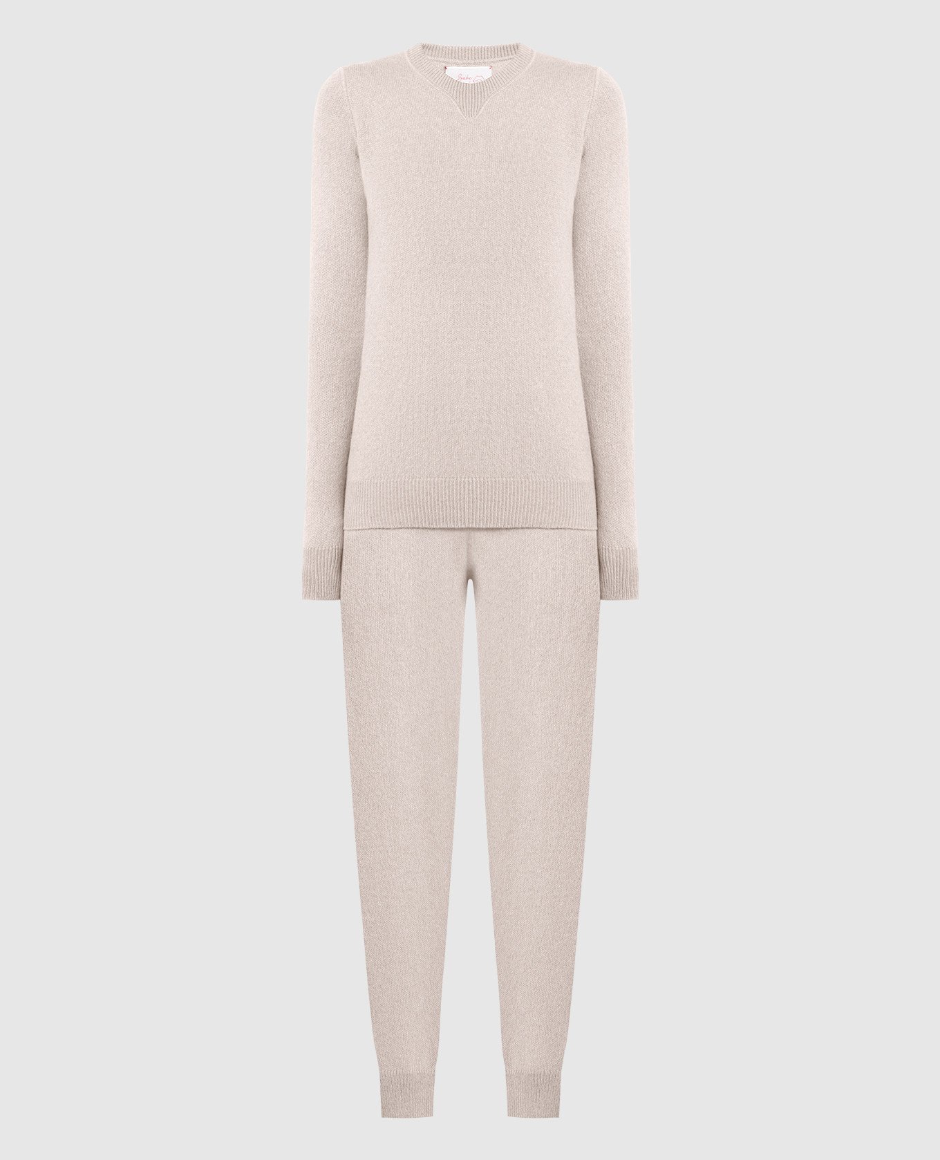 Beige cashmere jumper and joggers suit
