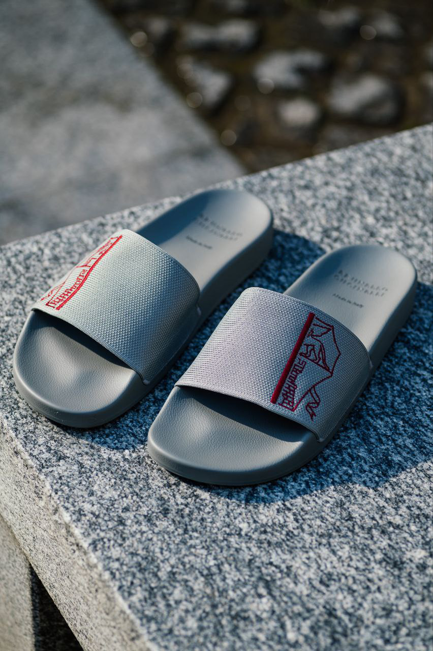 Brunello Cucinelli Серые слайдеры с логотипом MZUNYKR283 изображение 6