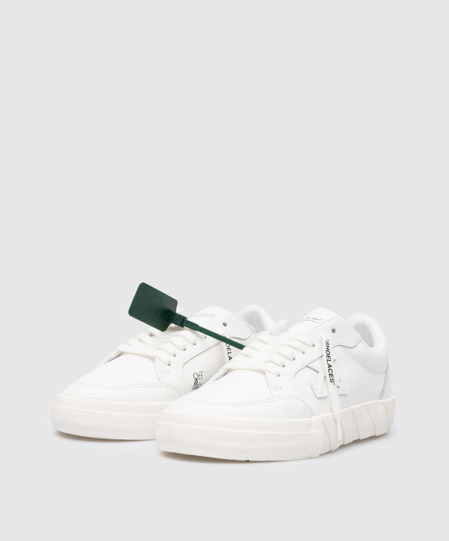 Low Vulcanized Leather Sneakers