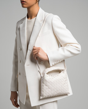 Bottega Veneta Белая кожаная сумка кросс-боди Hop 777586V3IV1