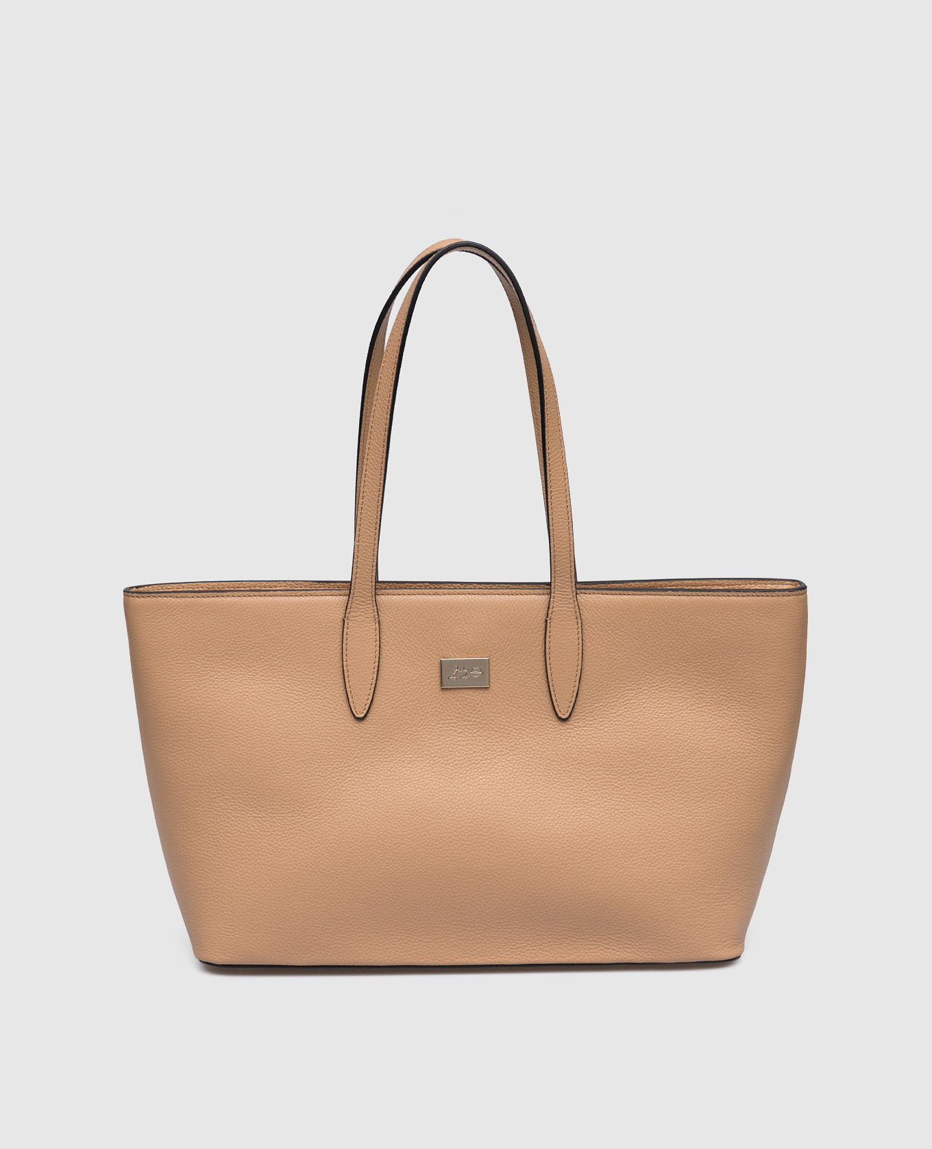Beige leather trapeze bag