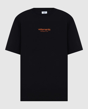 Vetements Чорна футболка з фактурним логотипом UE64TR150Bm