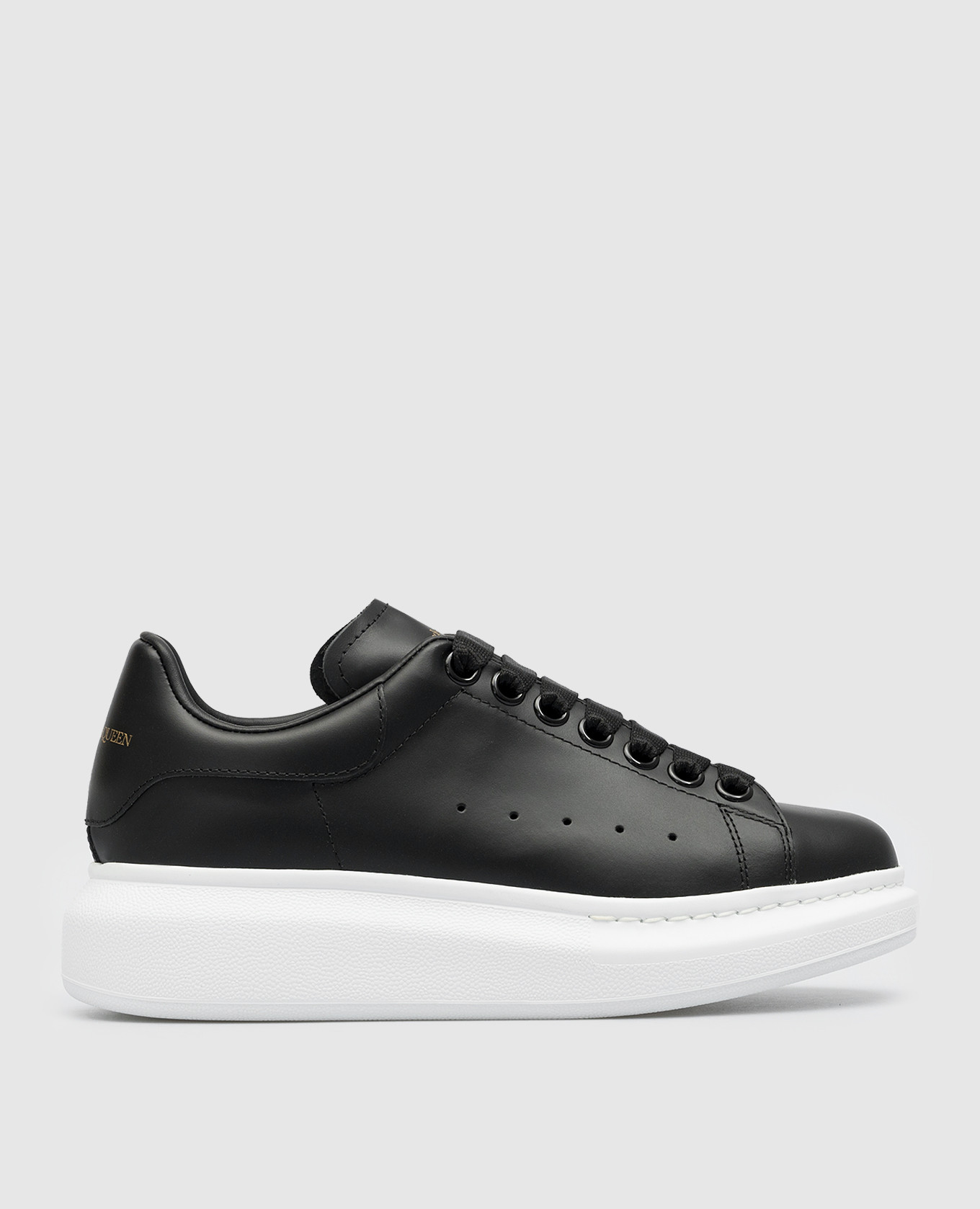 Black leather sneakers with logo