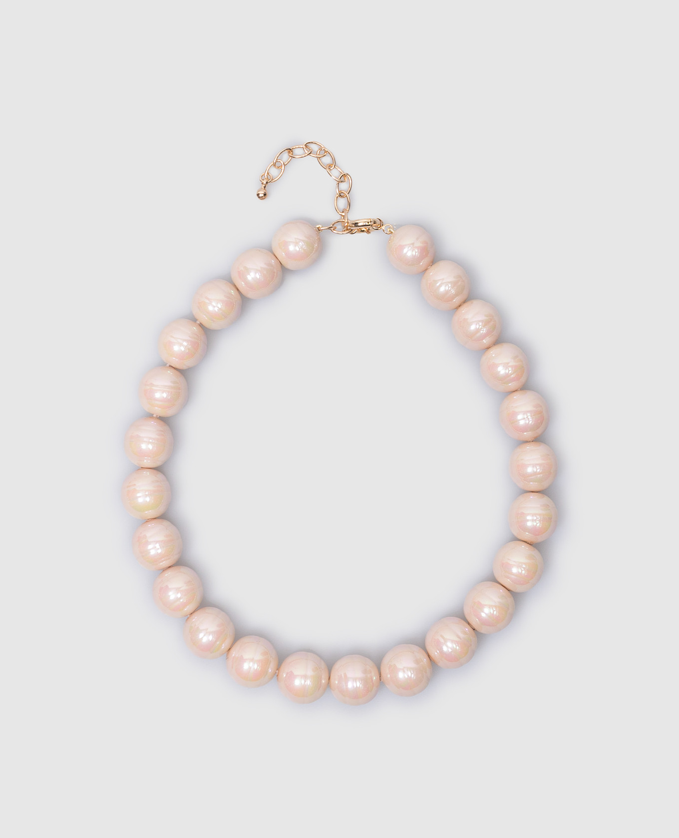 Beige necklace with embossed beads