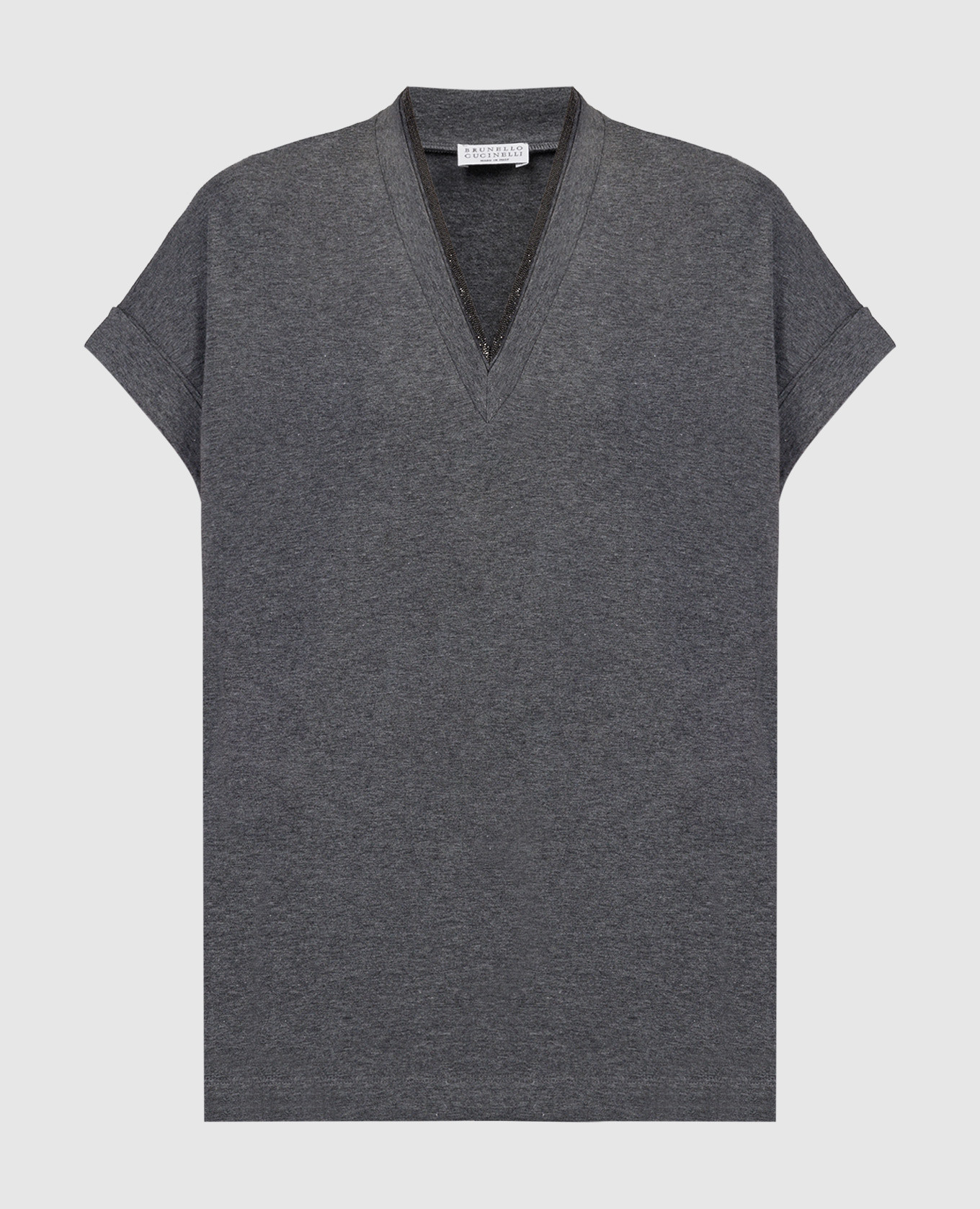 Gray t-shirt with monil chain