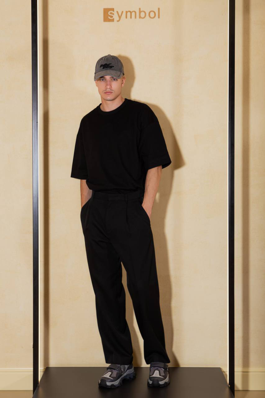 Juun.j Черная футболка с принтом и логотипом JC3742P06 изображение 6