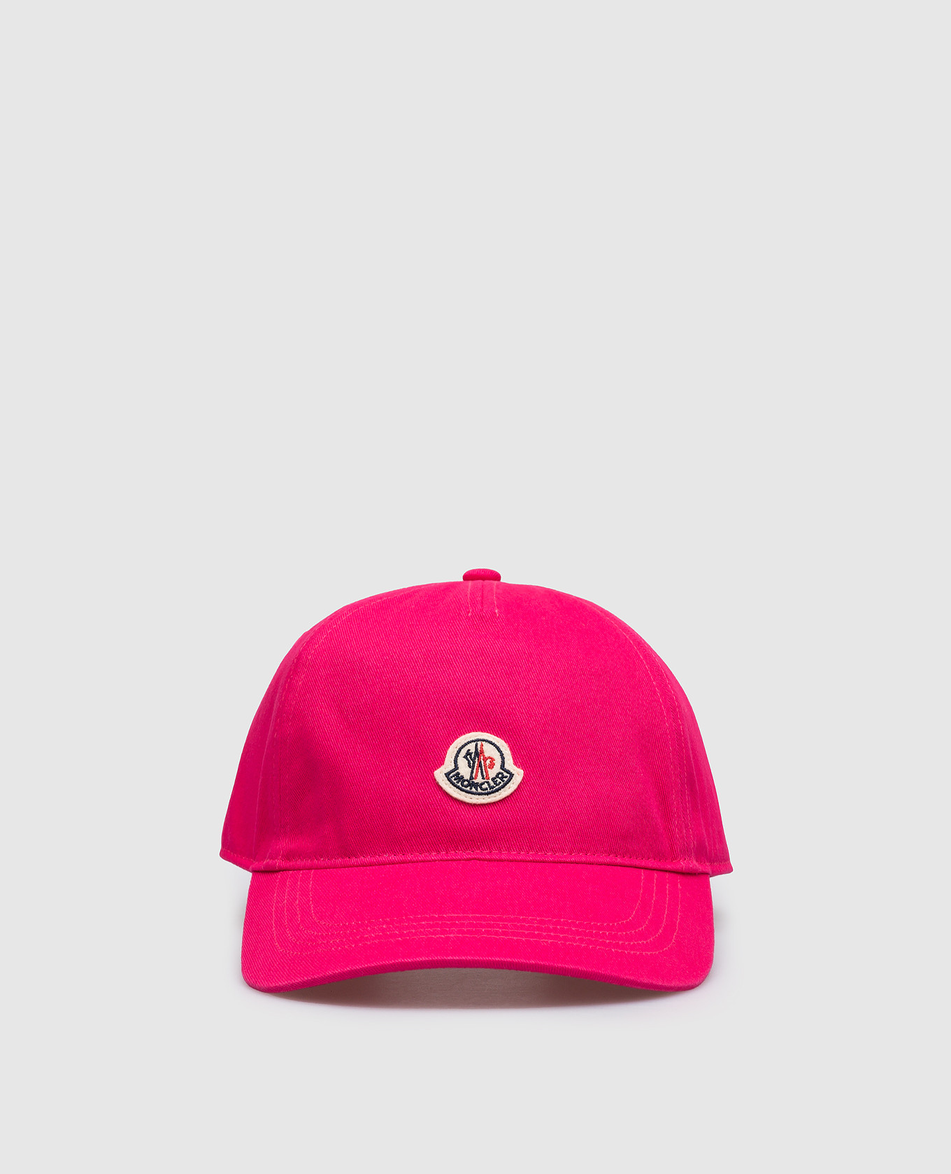 Розовая кепка с логотипом