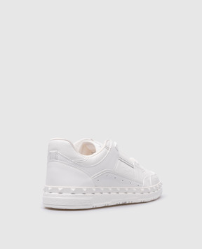 Valentino Білі шкіряні кросівки Rockstud з логотипом 4Y2S0H43RDG