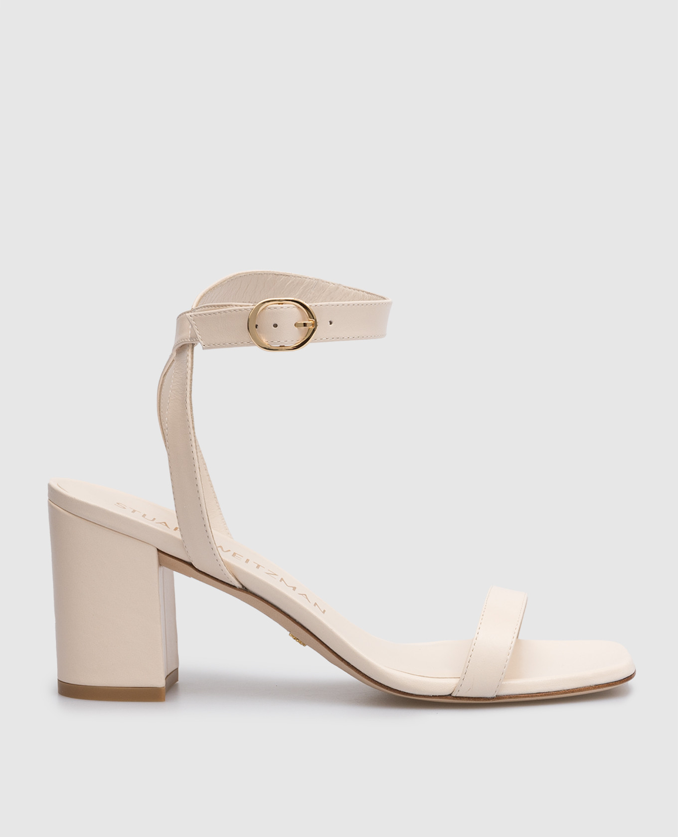 Nearlybare beige leather sandals