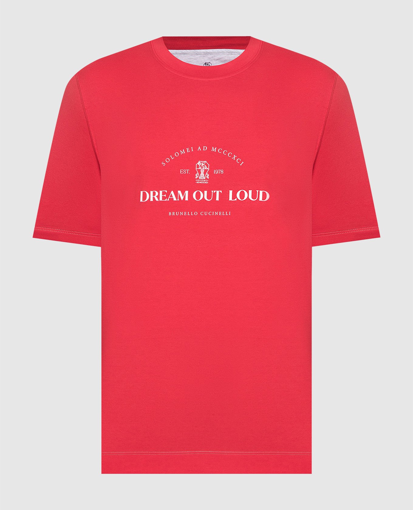 Red t-shirt with Dream out loud print