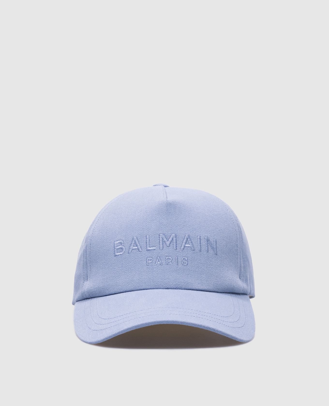 Blue cap with logo embroidery