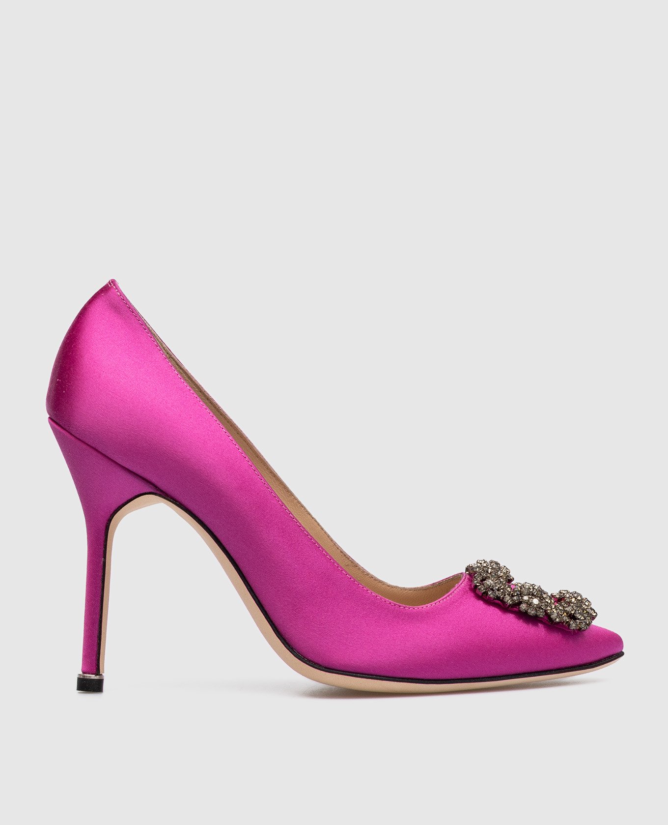Pink Hangisi pumps with crystals