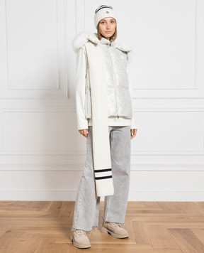 Moncler Сріблястий пуховий жилет з логотипом 1A0009059726