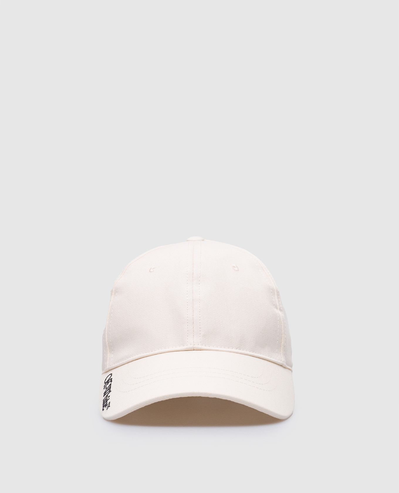 Белая кепка с контрастной вышивкой логотипа
