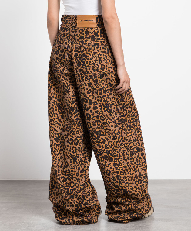 Vetements Brown jeans in a leopard print UE54PA360L image 4