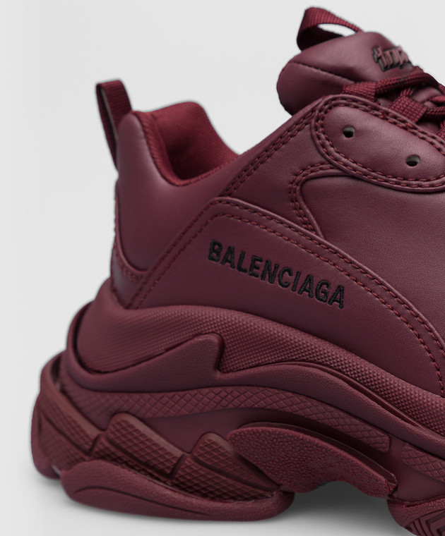 Balenciaga - Бордові кросівки Triple S із вишивкою логотипу
