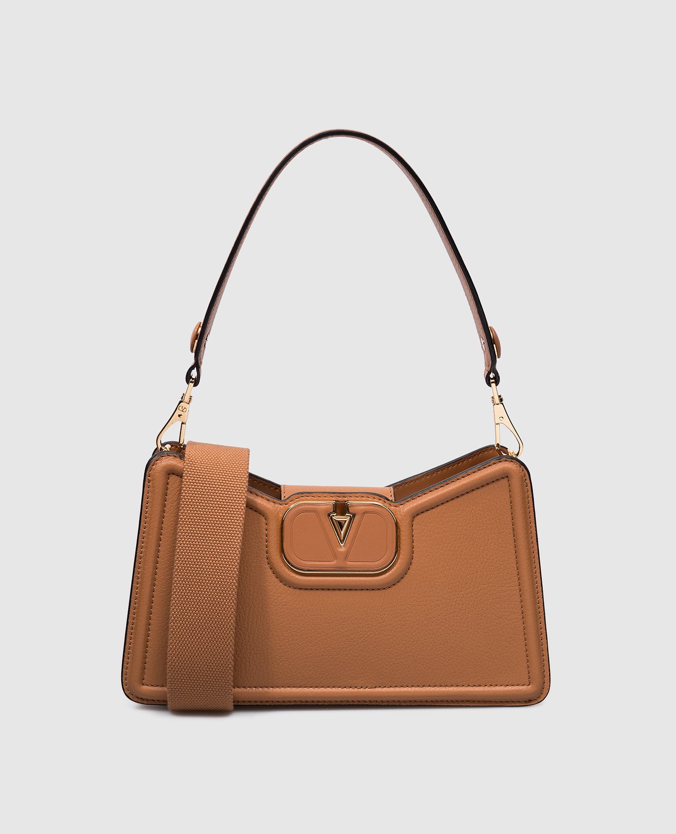 VLOGO brown leather bag