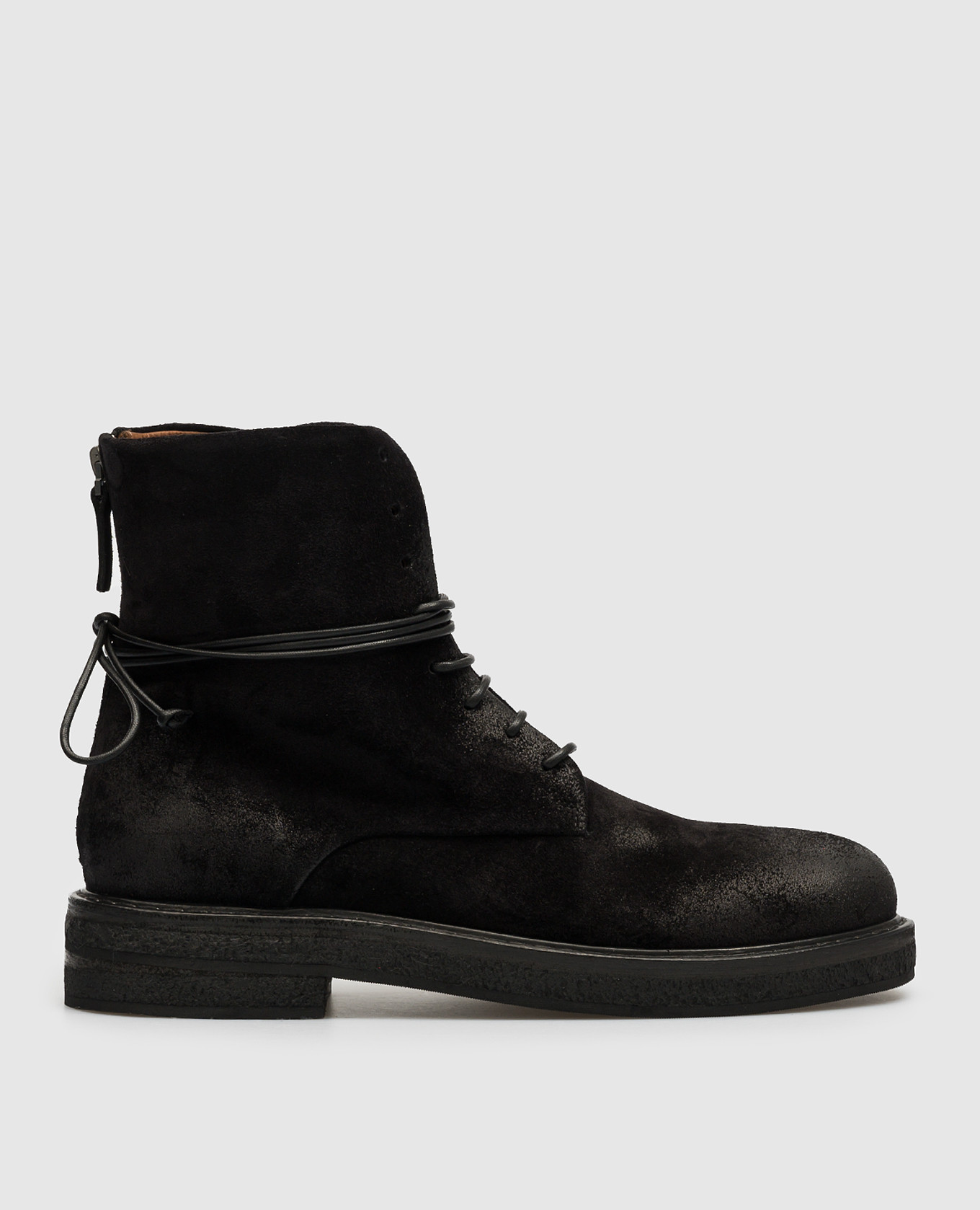 Parrucca black suede boots