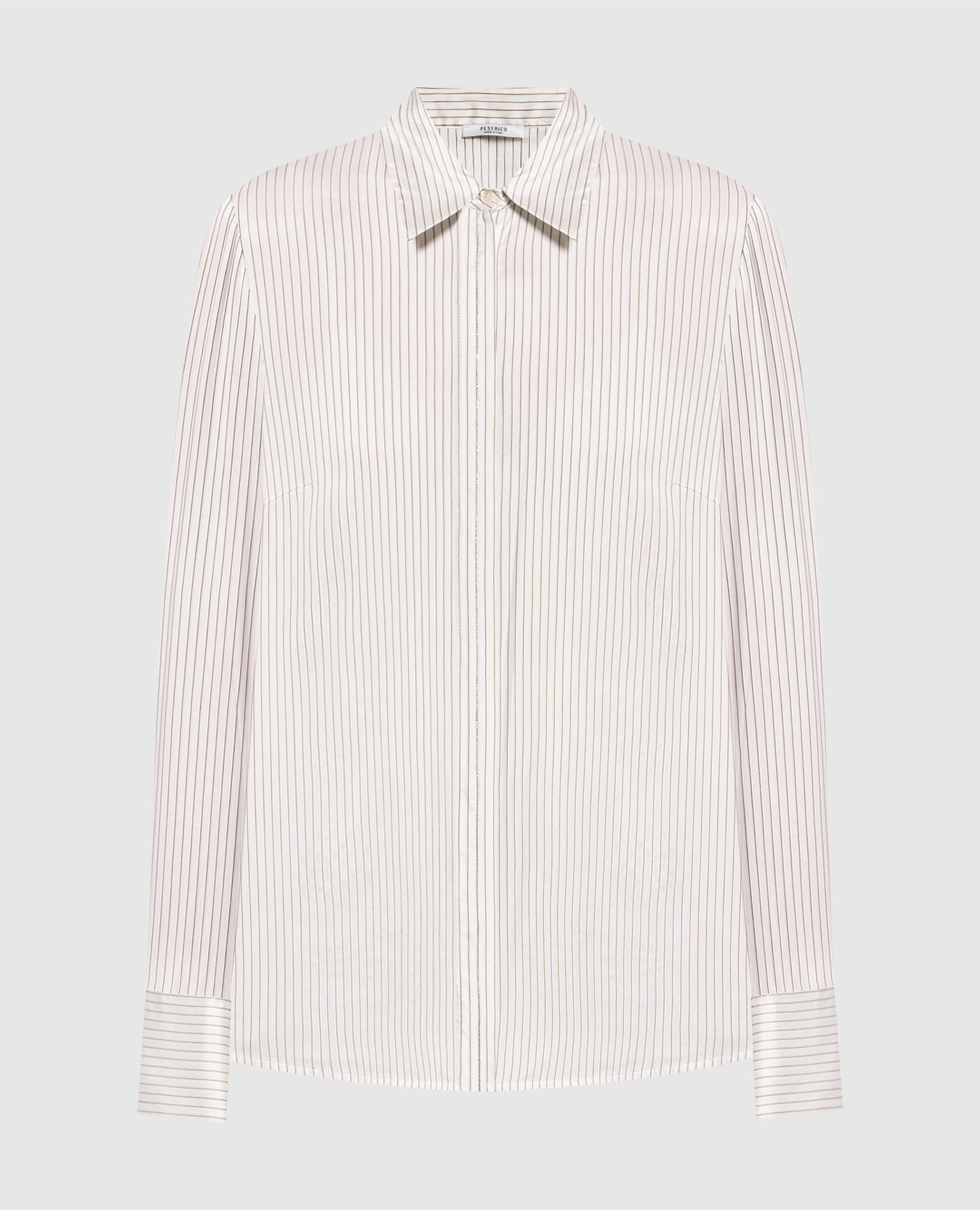 White blouse with monil chain in a stripe