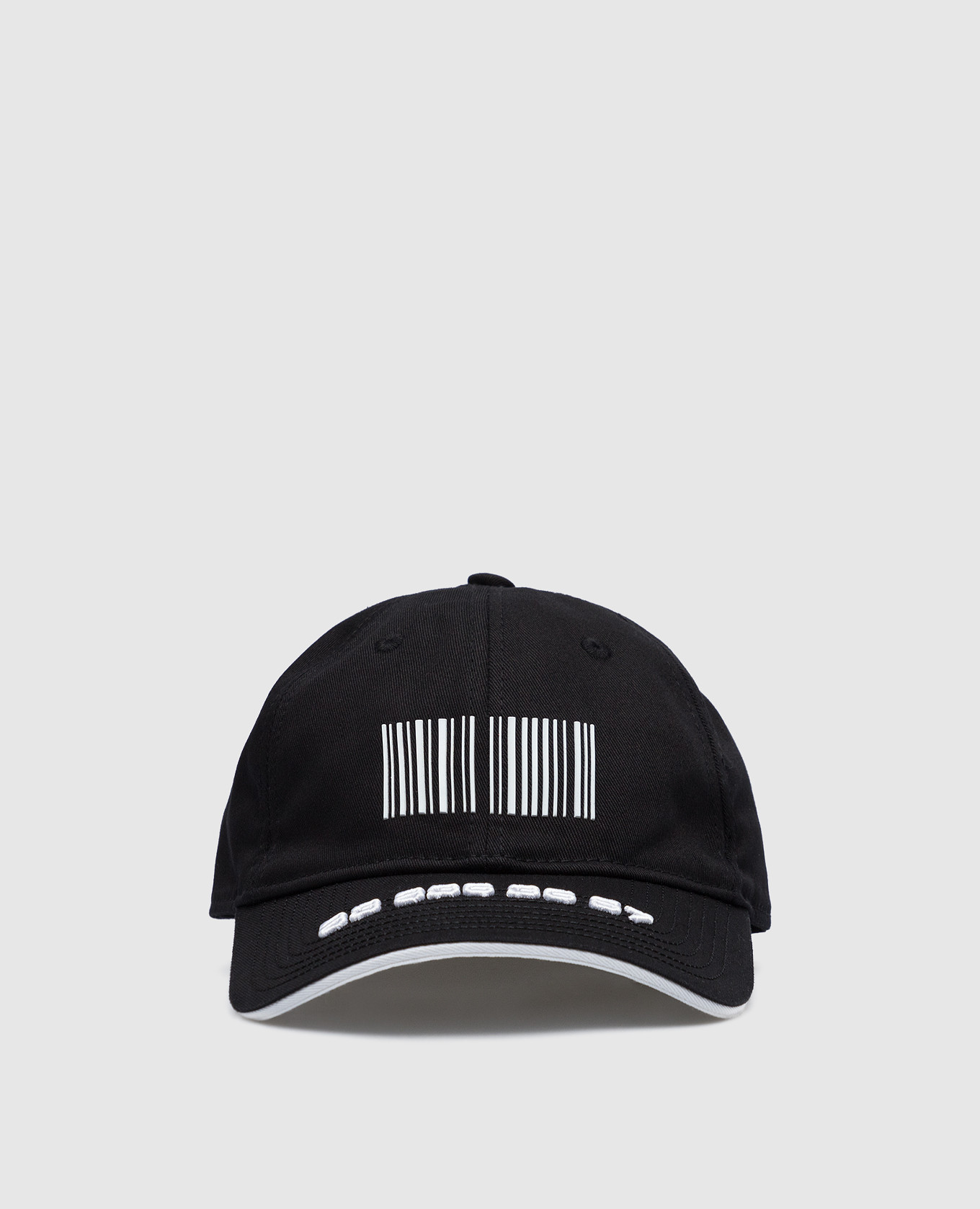 

Черная кепка с вышивкой и фактурным принтом Barcode, Черный, Кепки