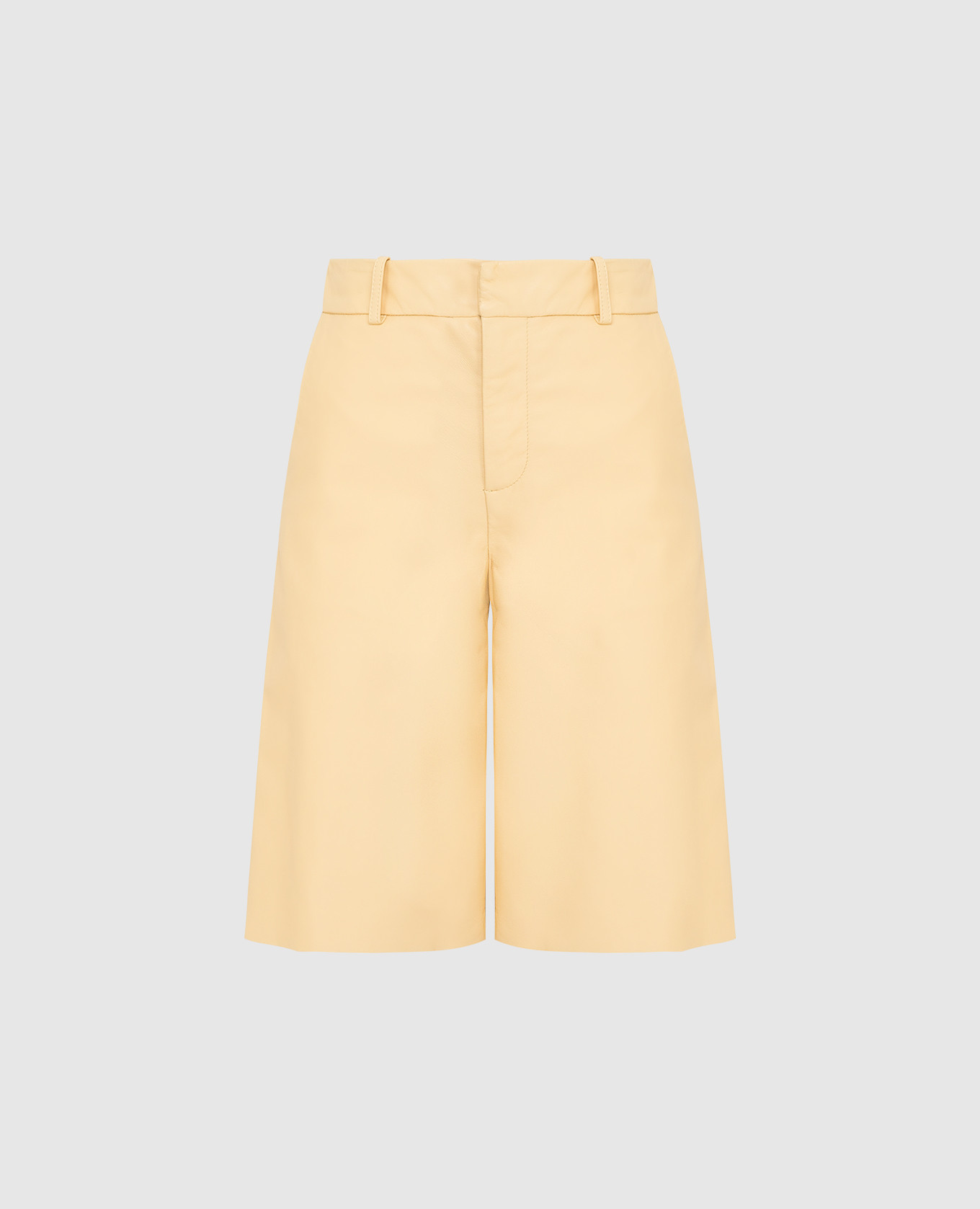 Yellow leather bermuda shorts