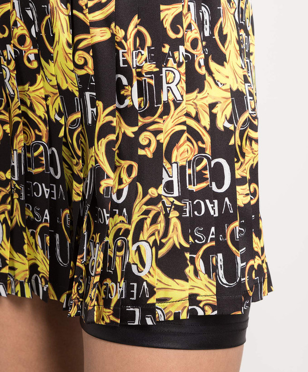 Versace Jeans Couture Black skirt-shorts with pleating in Logo Couture print 74HAC111NS215 image 5