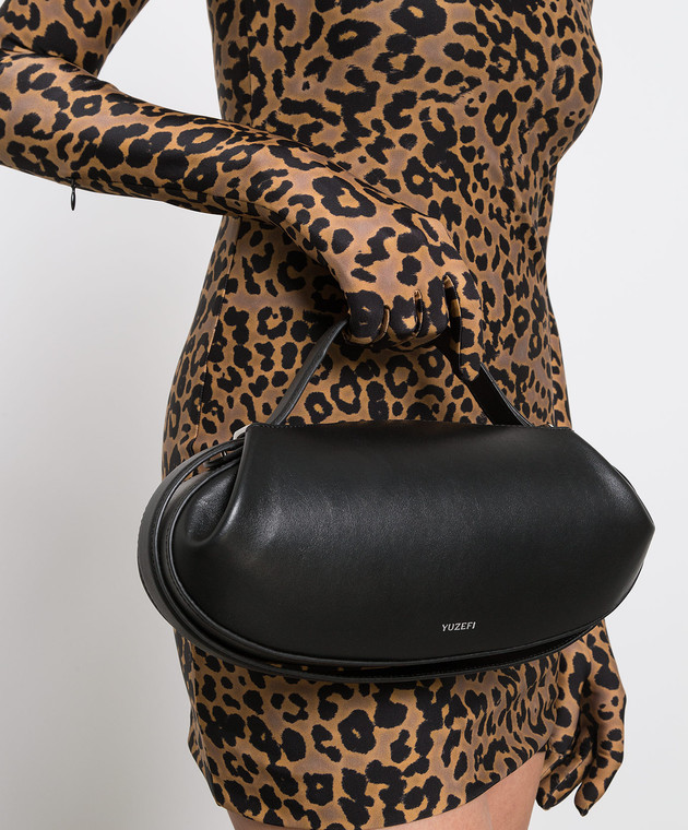 YUZEFI Черная кожаная сумка-багет Baton BATON изображение 2