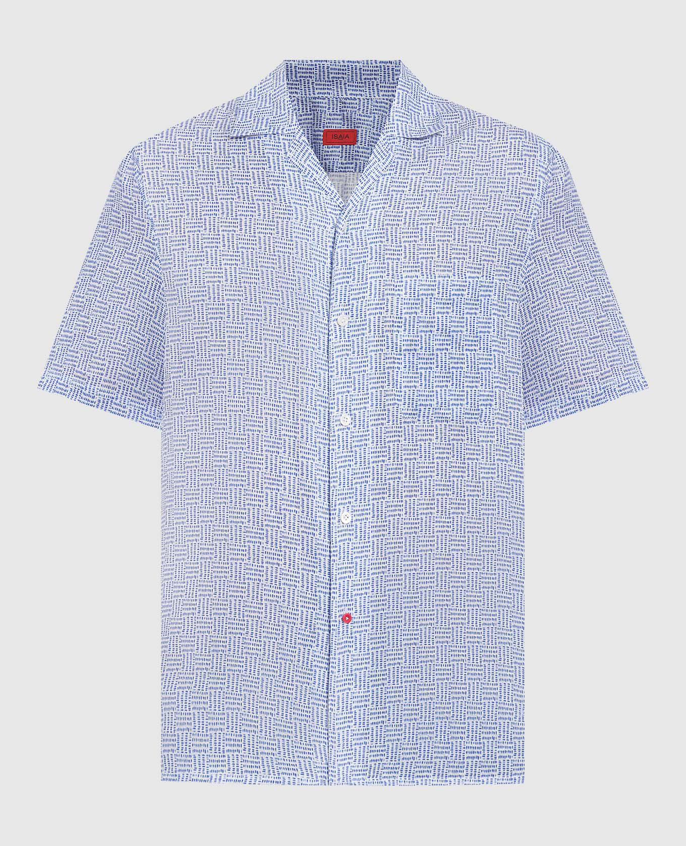 Голубая рубашка из льна в геометрический узор.