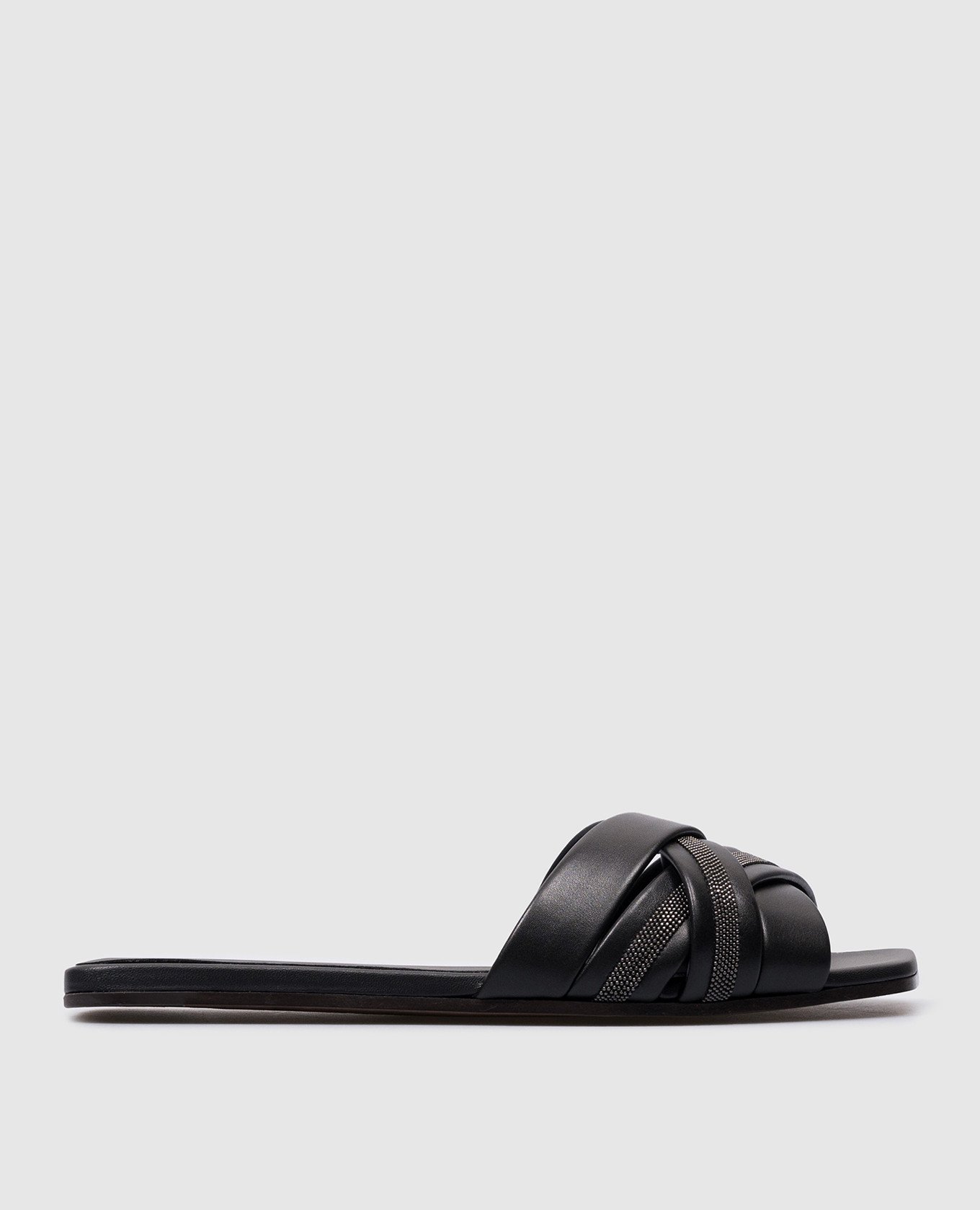 Black leather flip flops with monil chain