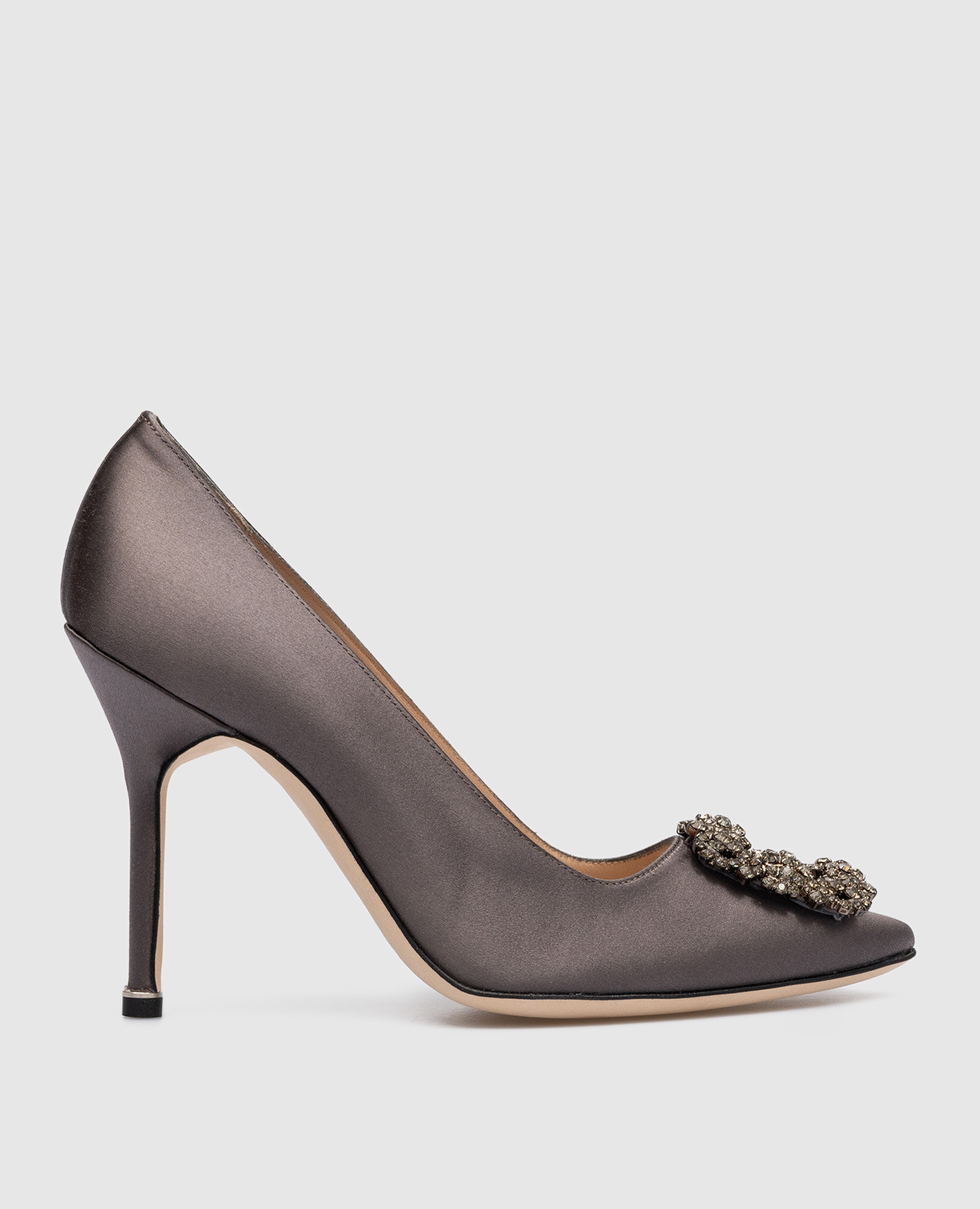 Hangisi gray pumps with crystals