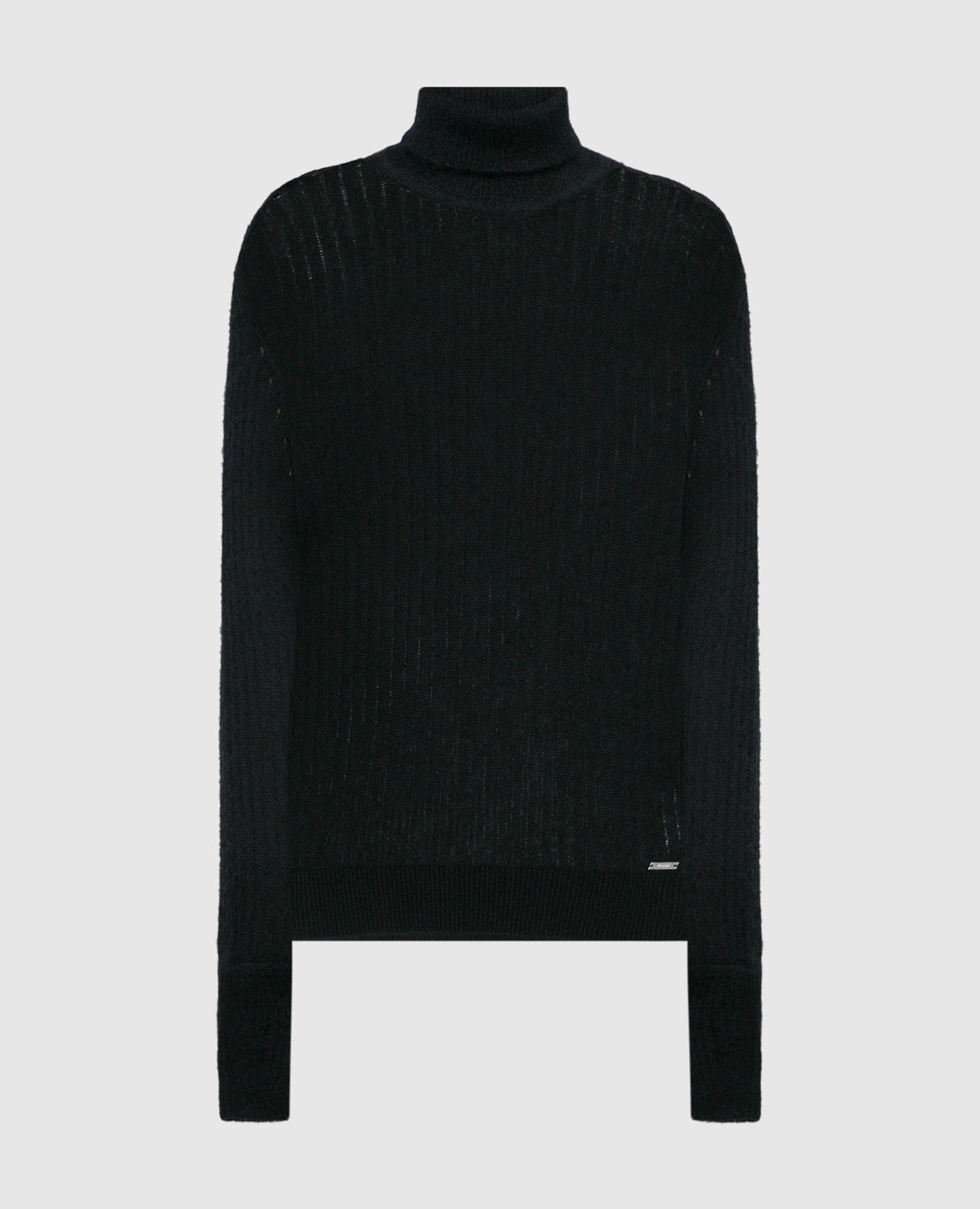 Черный свитер с кашемиром и шелком в рубчик.