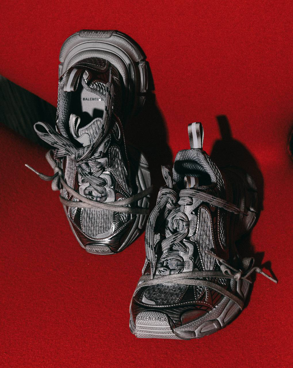 Balenciaga - Серые кроссовки 3XL 734731W3XL1 купить в Symbol