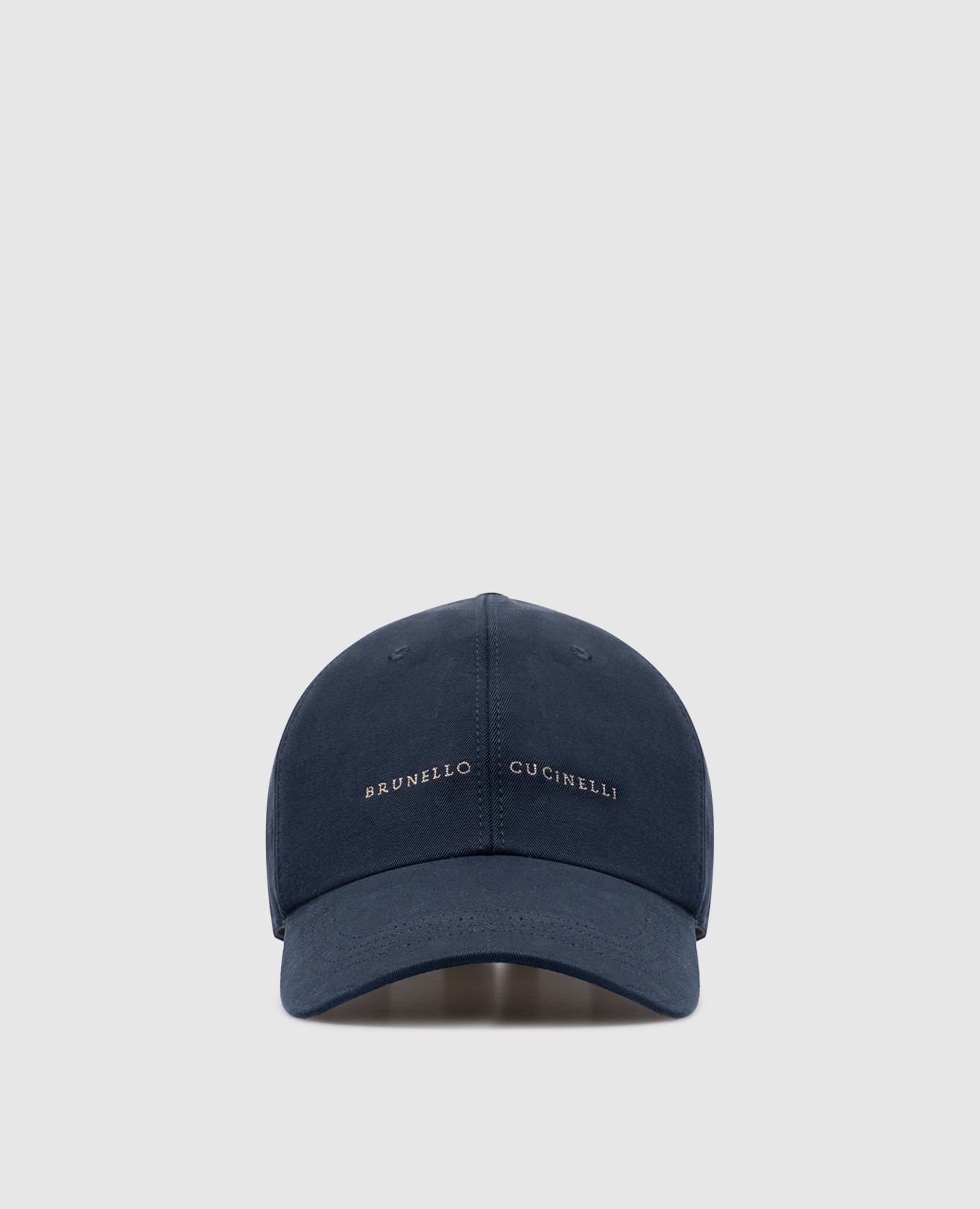 Blue cap with logo embroidery