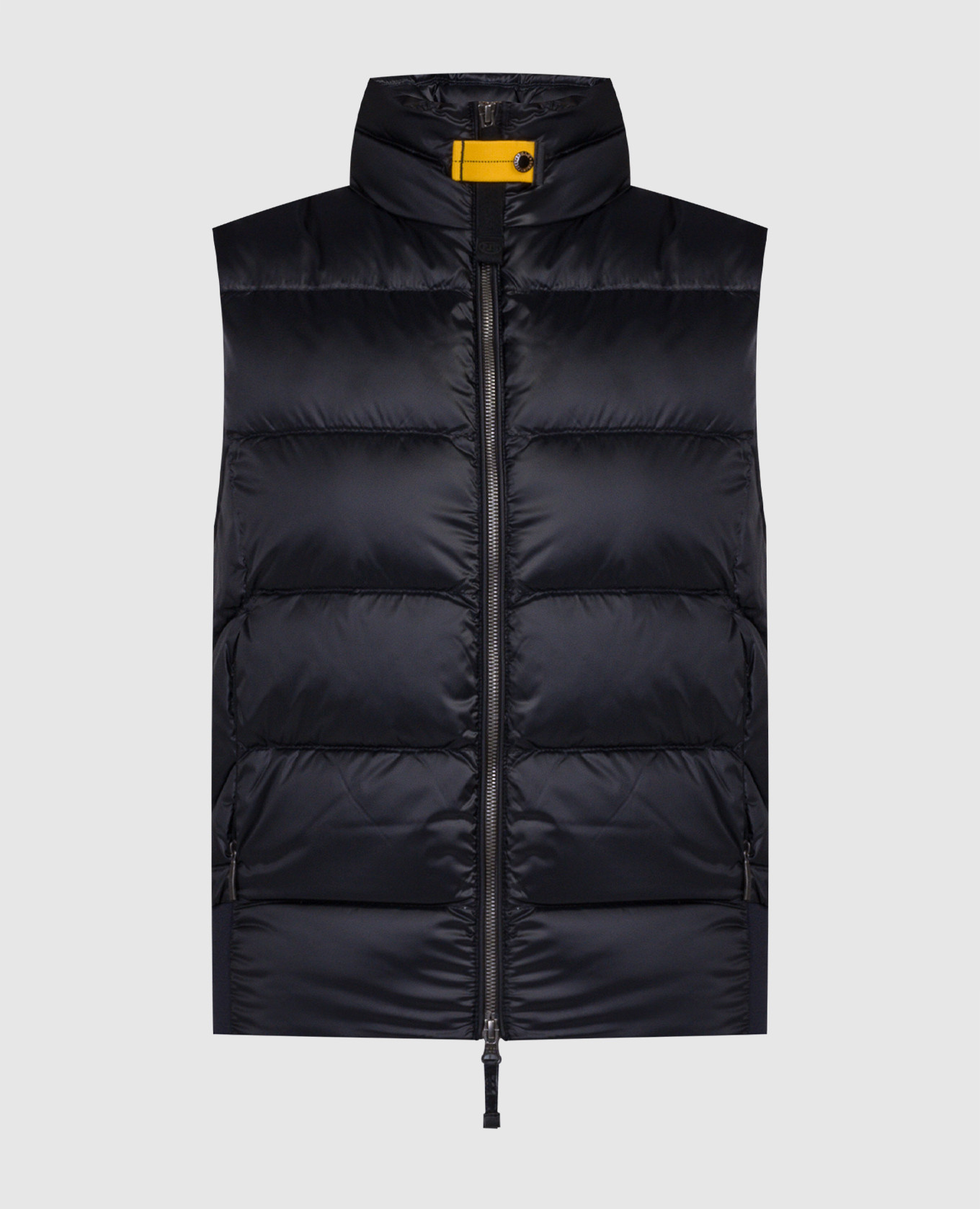 Ali down vest in black with logo patch
