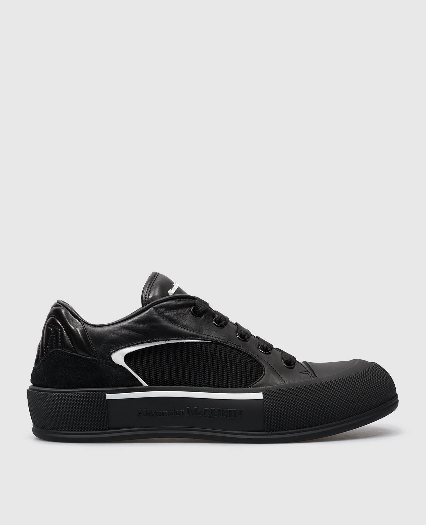 Black leather Skate Deck sneakers with logo