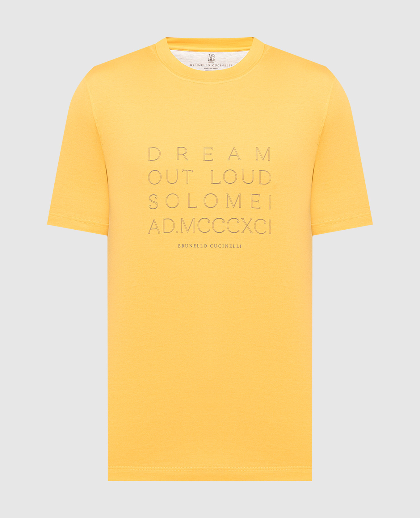 Yellow t-shirt with Dream out loud print